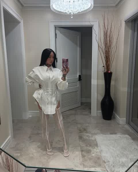 da21d53d4571f5f2bcccfe9be191283f178fb519bd21ed62138f730d491c8315 thumbnail