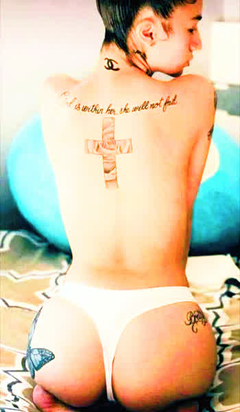 ead07b7ded860c418abb9028f6072064338a768b6f37f4142e3427a12b76bedc thumbnail