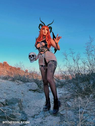 218616516638603943879207558302776909176 thumbnail