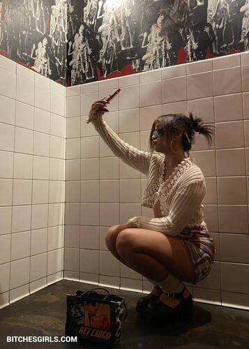 265843035879142646605155915391961357446 thumbnail