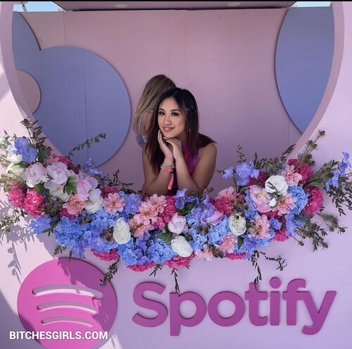 306415074464441943134696203357539224292 thumbnail