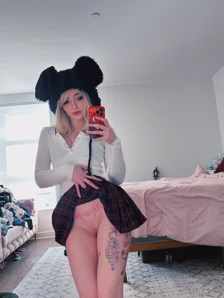 8e57db5b918c49cf775c80d3f1226cee033d1f16b61b9db692281d626b479721 thumbnail