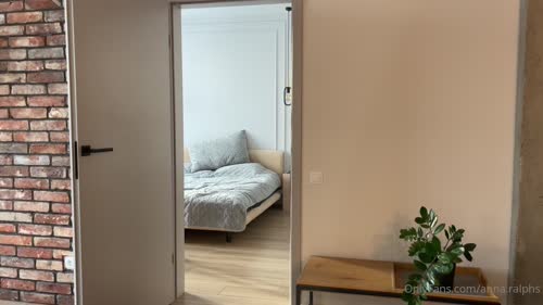 173155819991562397671125191303177508740 thumbnail