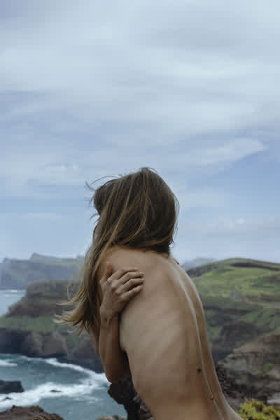 1b1301dff1f55e8105744ed50609f81b2925fe4dc26ddde43b6f650e640b1a29 thumbnail