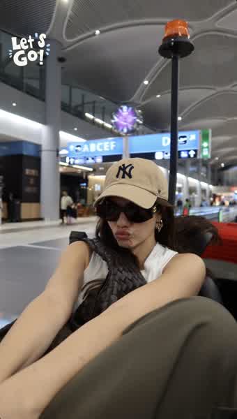 50c9ea983e7c9f6df0b0469a3cae8359a7d2235ead8fe46a19efe18a53a9d459 thumbnail