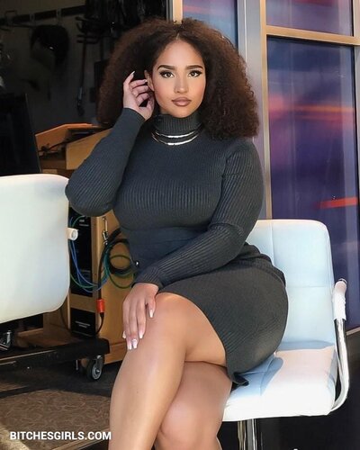 101842732370886650831467701869264821763 thumbnail