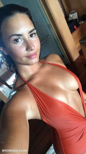 9296870831211527293082398294145515062 thumbnail