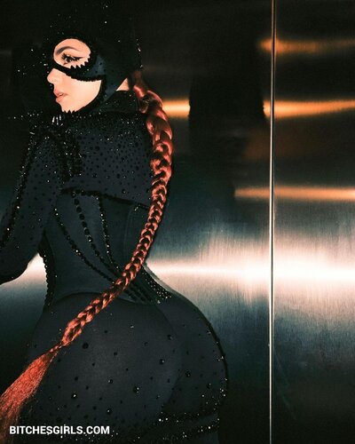 115412798395975002041366209782656855253 thumbnail