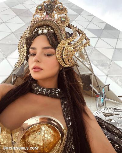 132000227846144476716567920863923691452 thumbnail