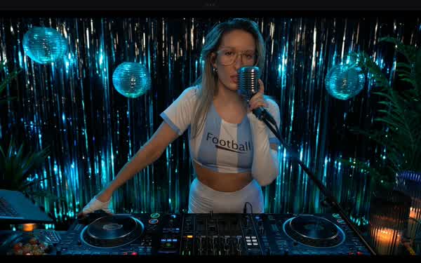 acbb41686952c1758ddab559700857bfa0274515ee1ea16072651f7fcd9cff44 thumbnail