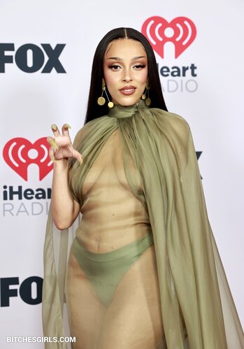 106771056454567264989498277595341600993 thumbnail