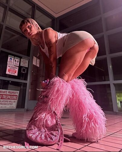 Doja Cat Nude Celebrities - Amala Ratna Zandile Dlamini Celebrities Leaked Nude Pics