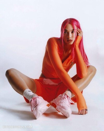 213870677413079180843546438548537460333 thumbnail