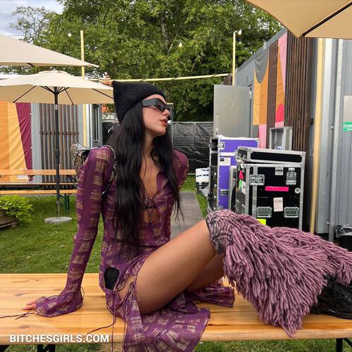 296205440172978898652821379167928544294 thumbnail