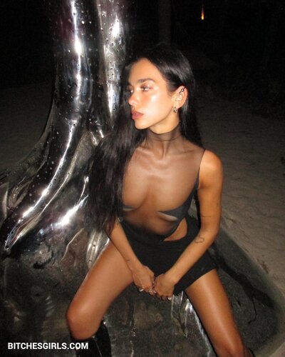 220812241547404443327881294925842932278 thumbnail