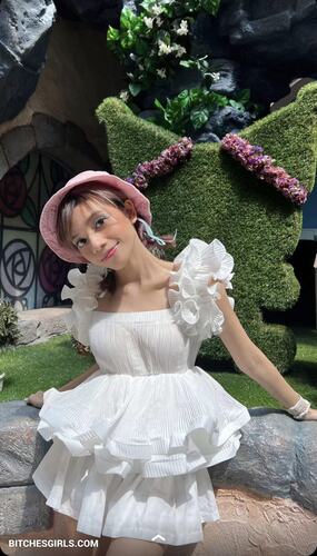 265384916455049080694403392447643342495 thumbnail