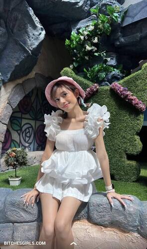 36466865333916569459259481992051246144 thumbnail