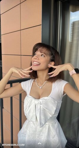 149511610652935512018402978941910245540 thumbnail