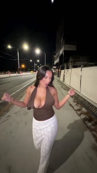 37db1e172a941e197e39242e7488635ad9cbd6a34561733c530e9cfe2946c33d thumbnail