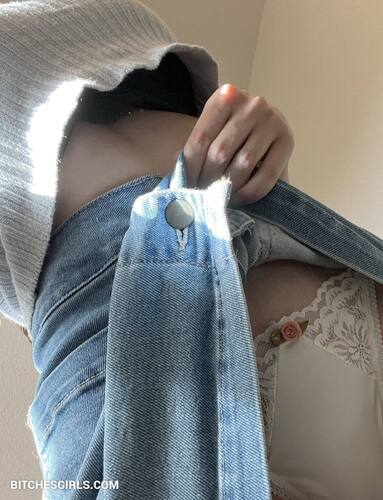 135064278266860488654038540416620767854 thumbnail