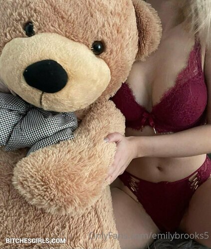 316399836013636192371294540310191333965 thumbnail