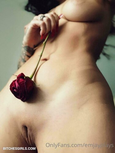 66796999454636870240256732240102688365 thumbnail