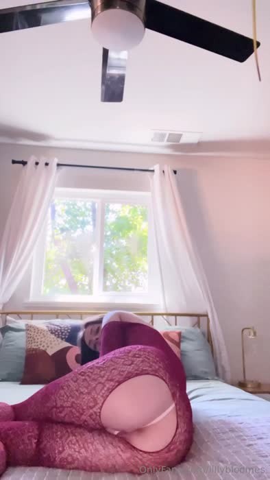 76aac0688f152be68277d497401d45232386f23fa922c5b7ecb19091ff24feba thumbnail