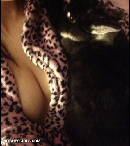 99255112406031091701793406204257649415 thumbnail