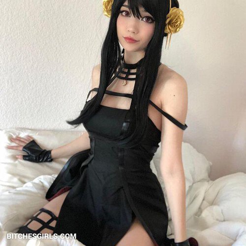 212136912130323921511967744574771299025 thumbnail