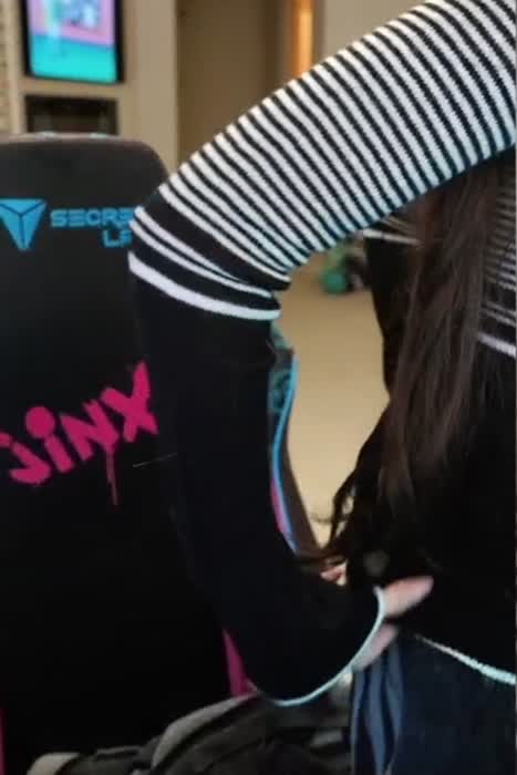 033323db7678630eb4834975300bf0445459c819c5a2f1d839d30ddfa109dce1 thumbnail