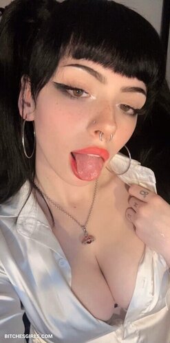 Emma Langevin Nude Twitch - Emmalangevinxo Twitch Leaked Nude Pics