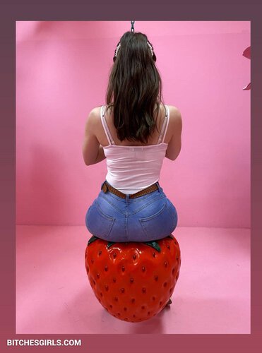 248646109813345332321744830111977701856 thumbnail