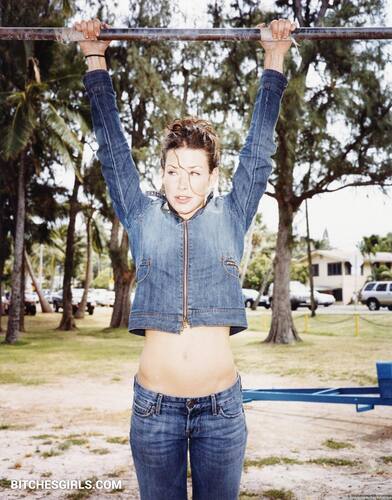 233298153671712604130821768583624569541 thumbnail