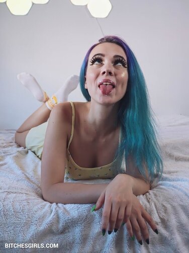 244336845729059394983137673731532586522 thumbnail