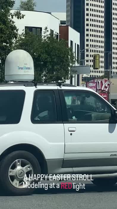 8f027d666be4f236400d2502440c05cccb754a24c63fafcd910d470a8e0e3219 thumbnail