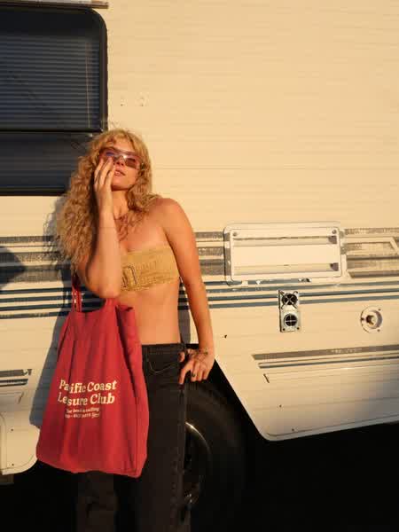 Faith Ordway Boutine La - Faith Ordway Twerk Photos