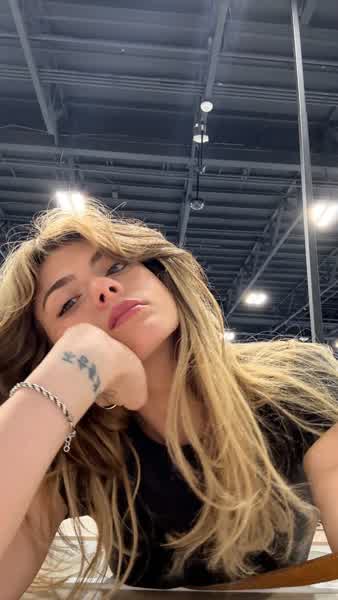 af70300226379cb6f4512f9ffcdee0b98fb66667ab71aeb96eb499a151cbe5ef thumbnail