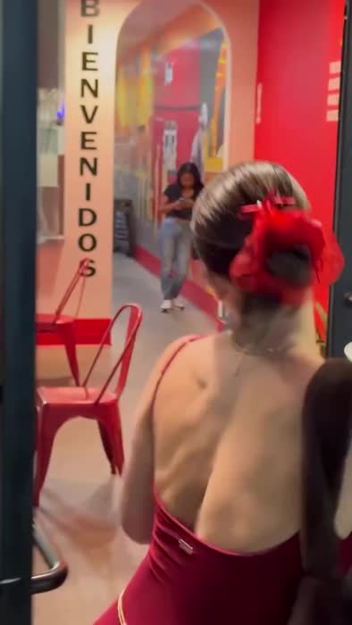 ef8a87e5b7d0a3fa7314a146675f10f493b60d1bed24fd724e6649dfc9ff3ee0 thumbnail