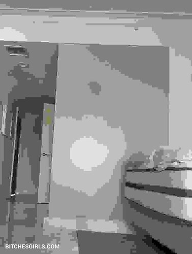 268896005524658957946821484275467476333 thumbnail