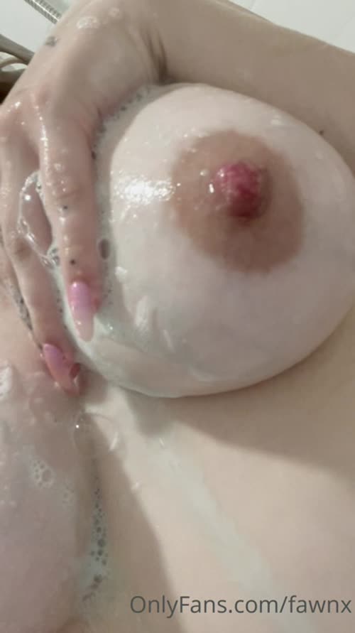 ec54b8a5a925bf78d267b67f3141ea021eec276889246e55de56502597c3e8e5 thumbnail