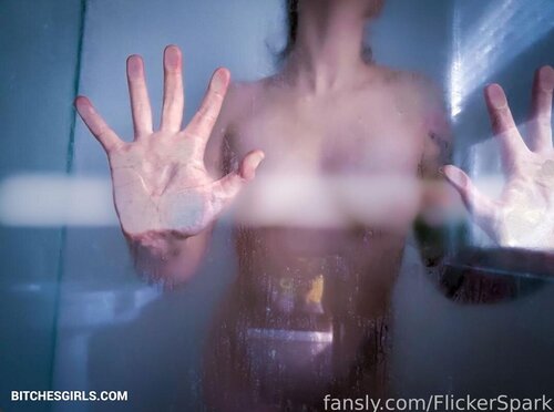 43890822552235862816015466482606416403 thumbnail