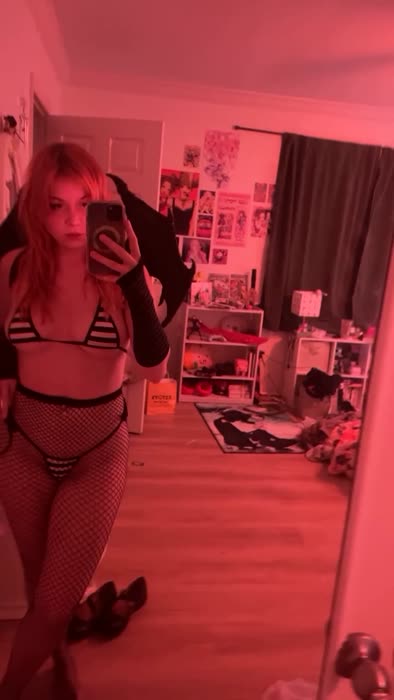 6b5235a8dbfedc62d45d4f2b24aabb54047942819ea45b7e0434d9663b882e61 thumbnail