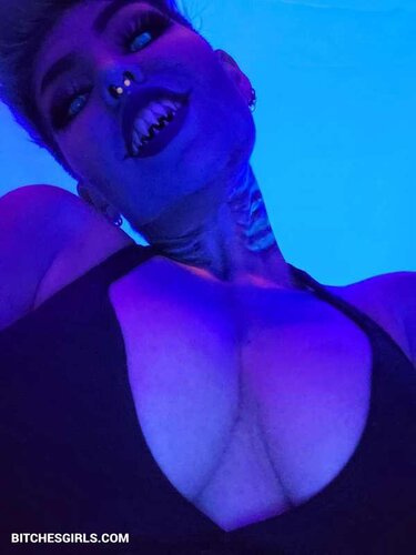 191926074630542370782129839482592951788 thumbnail