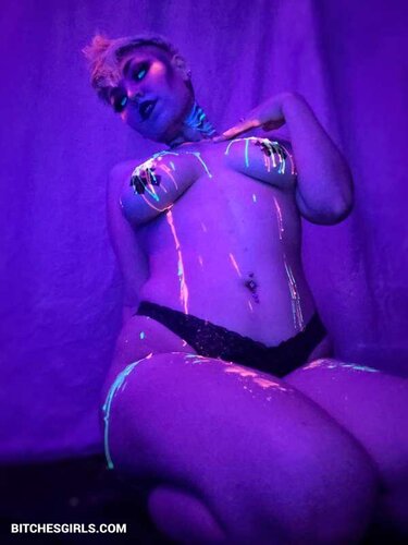 30819884718583050032706223265710733094 thumbnail