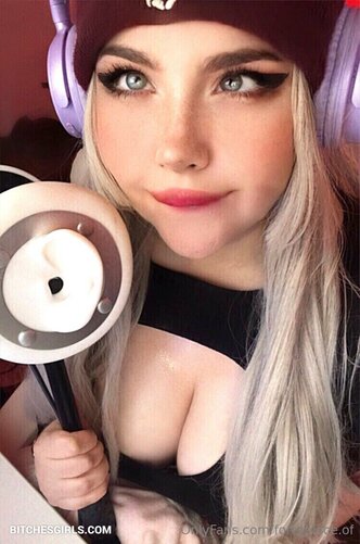 278921273948604471880496384771351515704 thumbnail