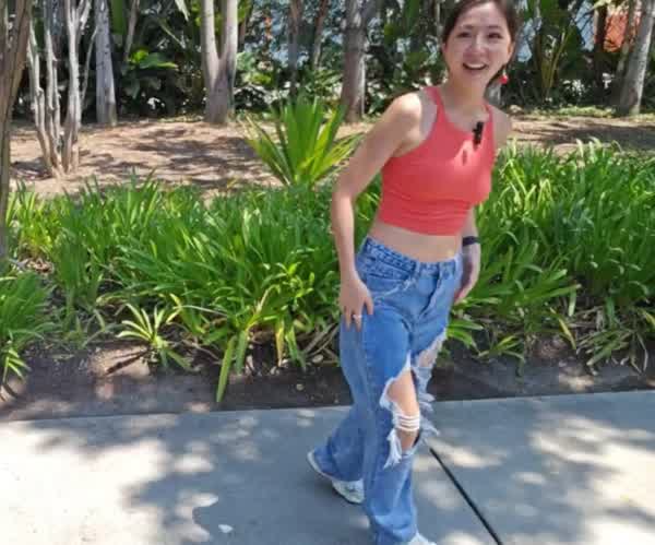 4774650d6a2abd8cc313b45e24d1eadc9993ee1c6dd92203726b9dbe3fccd37c thumbnail