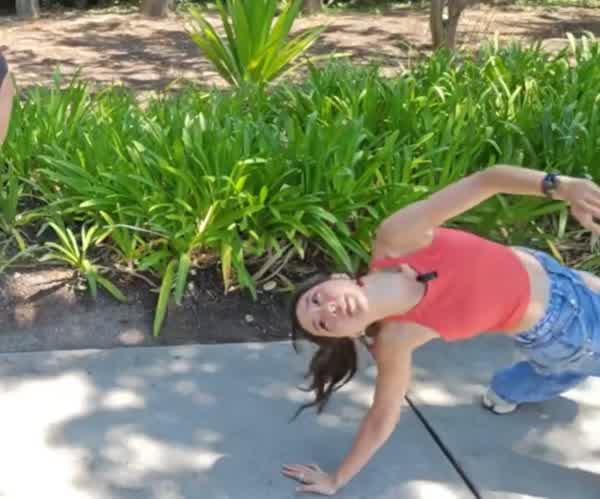 f621e9c5383129b3f040f7133aec1cfb6164df7b4bb73e27ccf5a5aa168437af thumbnail