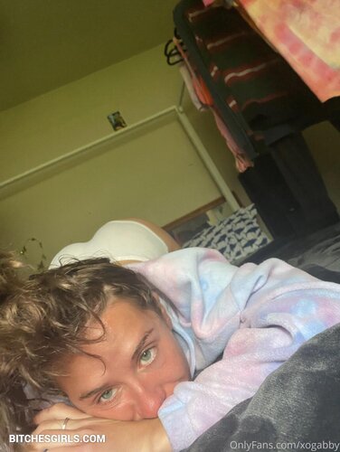 59644955268537374643944951637672439832 thumbnail