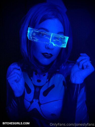 190960159242647541234322933220271516647 thumbnail