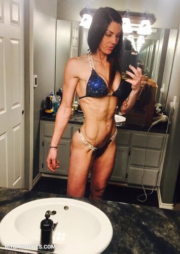 200088354526575144834533461314944962133 thumbnail